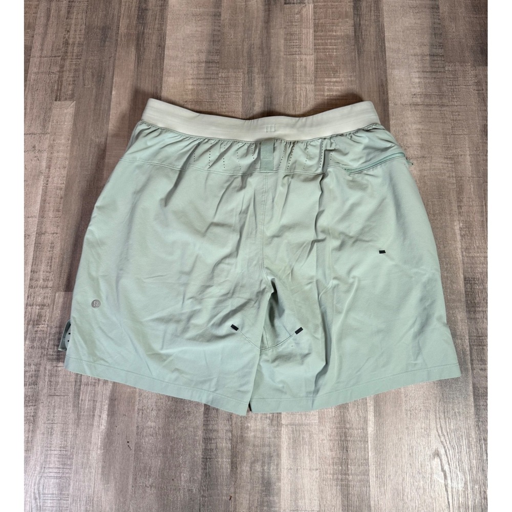 Lululemon LTT License to Train Shorts Mint Green Mens Large 7" Inseam Liner - Picture 4 of 13